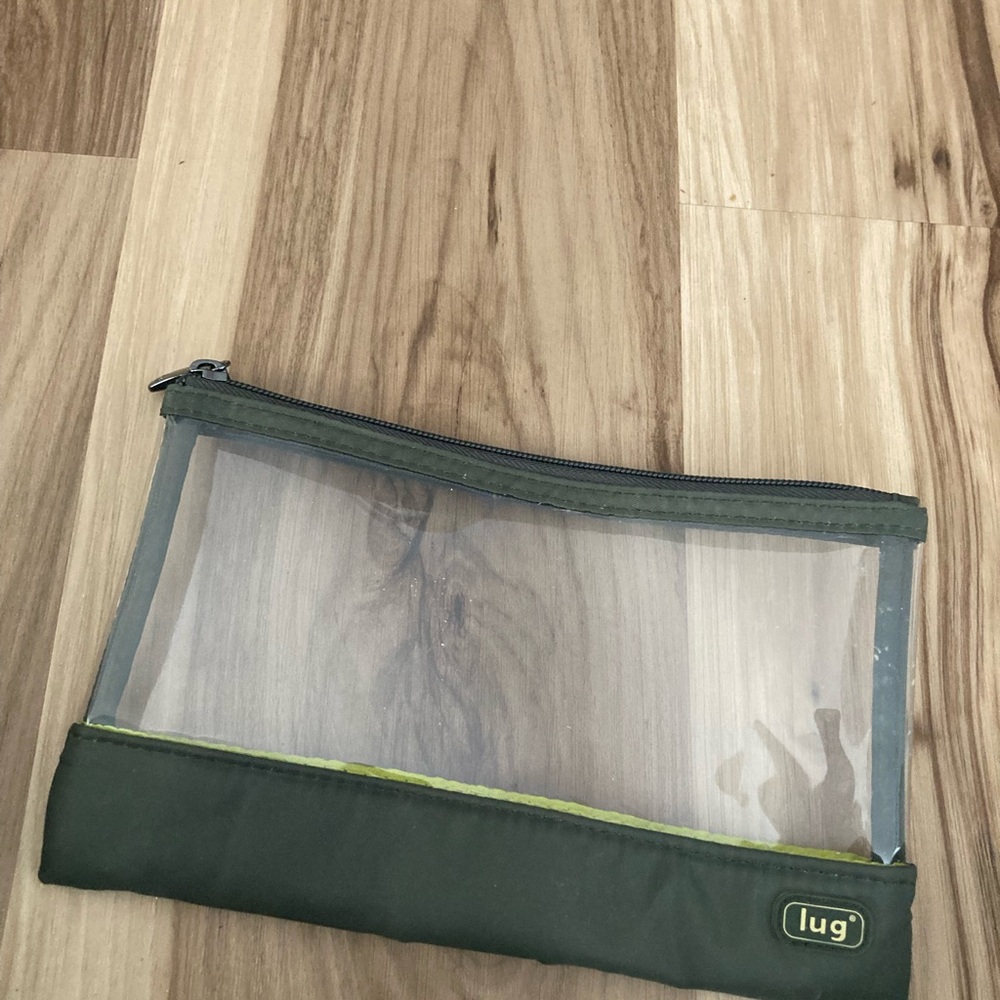 LUG Clearview Toiletry Makeup Travel Bag Overnight Case Zipper OLIVE